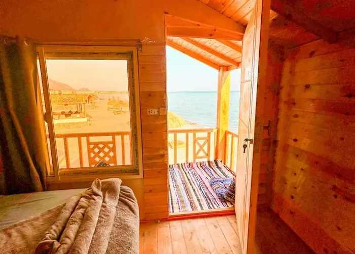 Bedouin House Camp *
