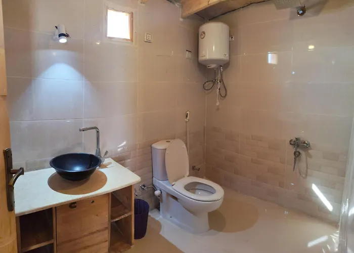Bedouin House Camp بيت خشبي *