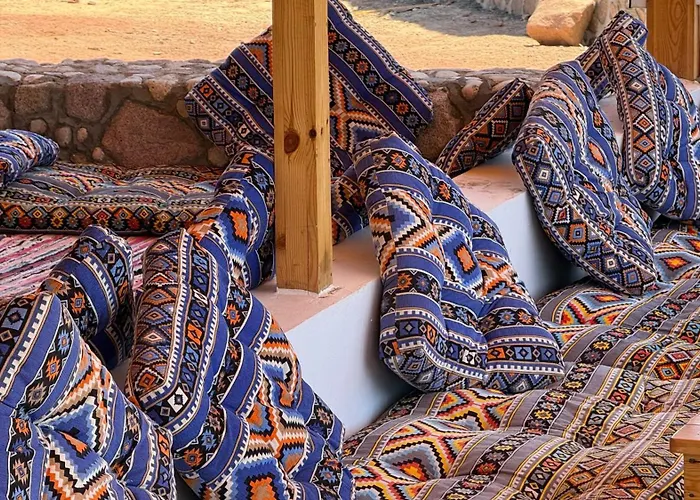 Bedouin House Camp بيت خشبي نويبع