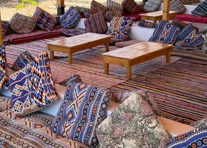 بيت خشبي Bedouin House Camp