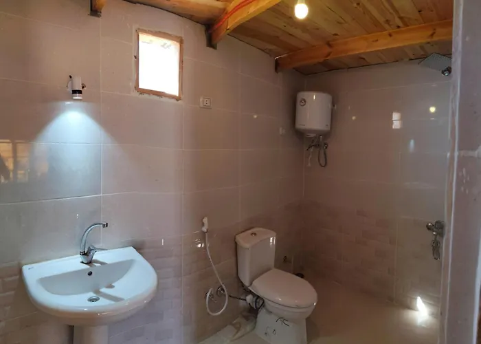 Bedouin House Camp بيت خشبي *