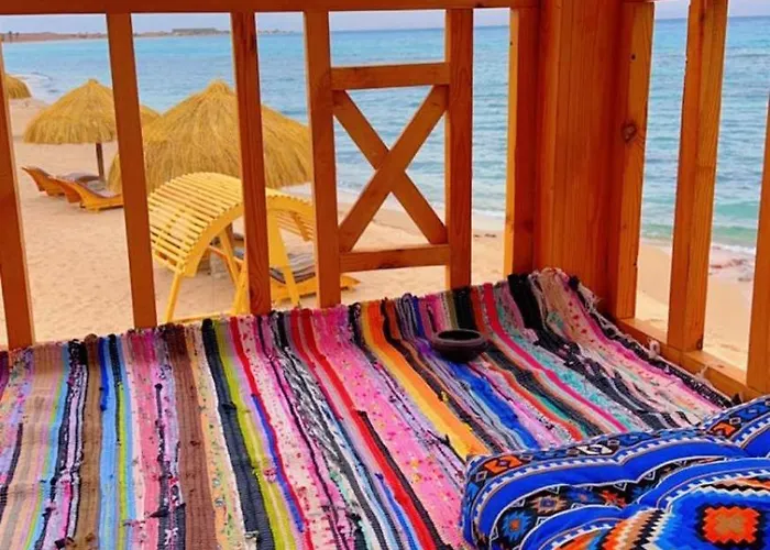Bedouin House Camp بيت خشبي نويبع